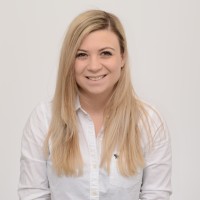 Karoline Hauer Email & Phone Number