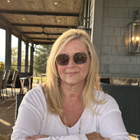 Sterling Estates Senior Living Communities Employee Shelly Hill's profile photo