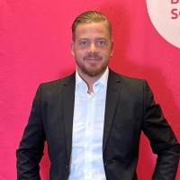 Mio AB Employee Simon Åström's profile photo