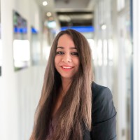 Anam Qasim Email