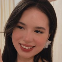 Code Tower Employee Julia Pinheiro's profile photo