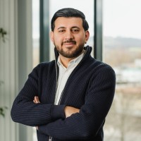 Umut Kaya Email