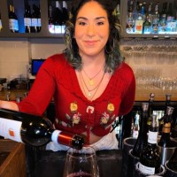 2941 Restaurant Employee Kayla Reyes's profile photo