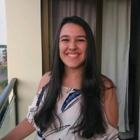 Lara Araujo Email