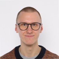 E-mail e número de telefone de Risto Virtanen