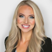 Pinnacle Mergers & Acquisitions Employee Isabelle Hohenberger's profile photo