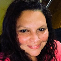 Perfect Hydration Employee Julia Pineda's profile photo