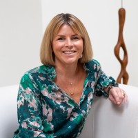 Anna Nilsson Email & Phone Number