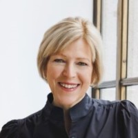 Esther Carlson's profile photo