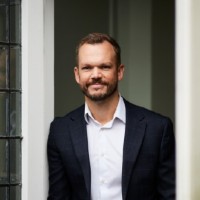 City & Country Employee Tom Stone's profile photo