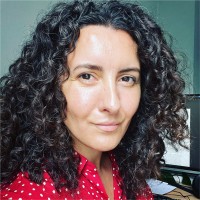 Nicola Jones Email
