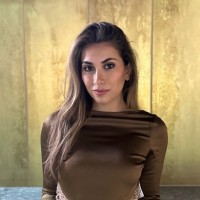 Plant Press Employee Ariana Farahani's profile photo