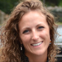 Learning Exchange Employee Amanda Bojar's profile photo