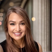 Custom Movers Services Employee Marina B.'s profile photo