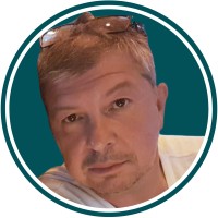 Integrated Business Intelligence Employee Emmanuel Lasserre's profile photo