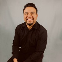 Marlon Flores
