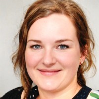 Eline de Laan Email