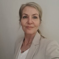 Elisabeth Beccaro Email