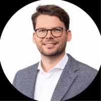 Konstantin Pell Email