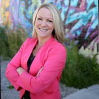 Chelsea Straub Email & Phone Number