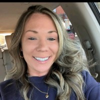 Custom Distributors Employee Michelle Colasuonno's profile photo