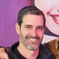 Dean Howes Email & Phone Number