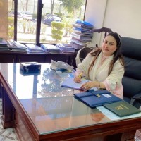 Maryam Liaqat Email