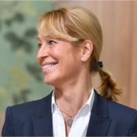 Yvonne Viret Email & Phone Number