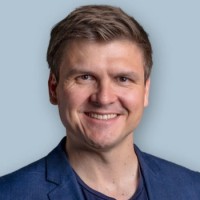 Christian Heinrich Email