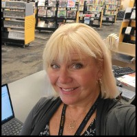 Algonquin Area Public Library District Employee Kelly Kuningas's profile photo