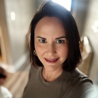 THERAPY 2000 Employee Joni Dillon's profile photo