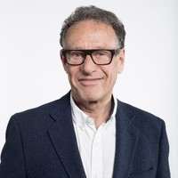 Roland Krzentowski Email