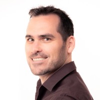 Hunter Sinclair Email & Phone Number
