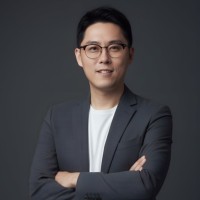 Michael Chang Email