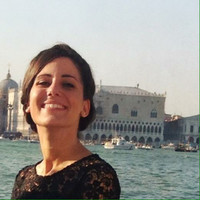 Anna Lazzarini Email