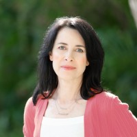 Carrie Eckert Email & Phone Number