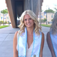 Change Employee Emma Bowen's profile photo