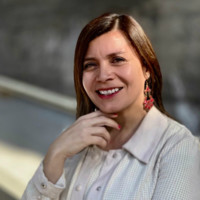 Miriam Lorena Henriquez Viñas Email