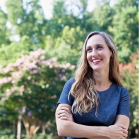 Luminate Marketing Employee Lynne Moyer's profile photo