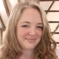 Kim Walker's profile photo