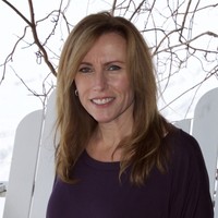 Jeanette Young Email & Phone Number