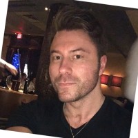 E-mail e número de telefone de Jordan Howard