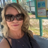 LeClaire Manufacturing Co. Employee Raina Powers's profile photo