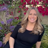 Elleebana Employee Laura Dominguez's profile photo