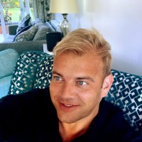 Lee Bates Email