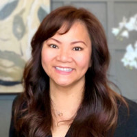 Susan le Email & Phone Number