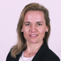 Judit Bakos Email