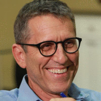 Michael Kahn Email