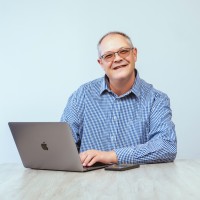 Gerhard Bezuidenhout Email