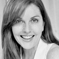 Kristine Clark de Castilho Email & Phone Number